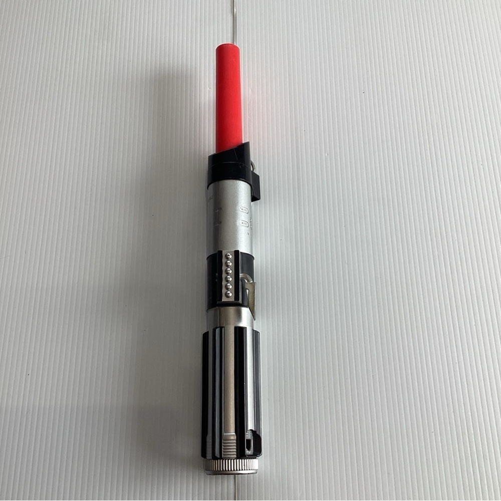 Stars Wars Darth Vader 2015 Hasbro Red Lightsaber B2915 Retractable C-3252A